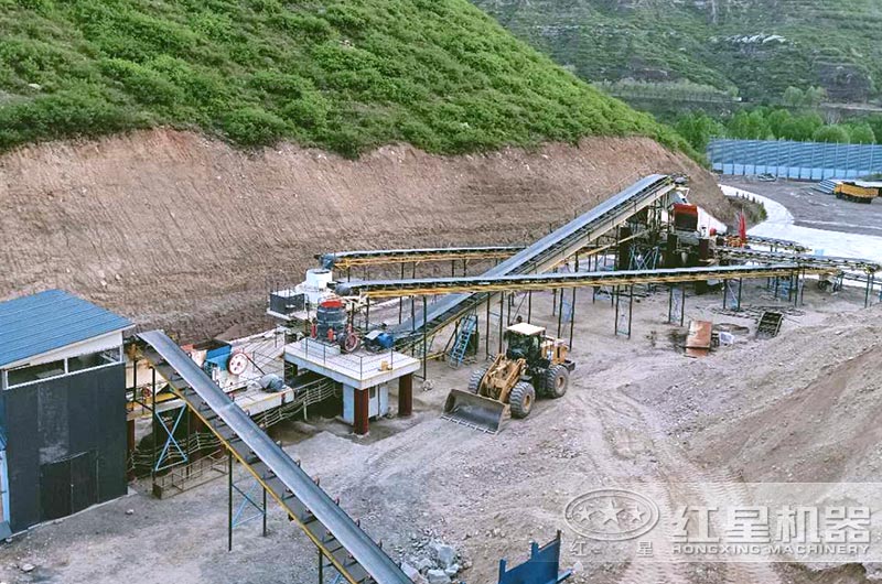 打石英砂用什么设备？提供高纯石英砂生产工艺流程