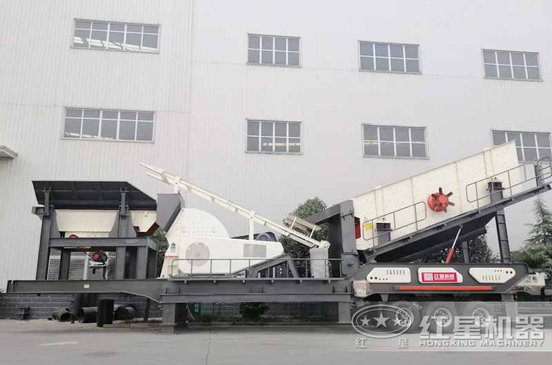 与给料机、破碎机一起搭载的新型车载可移动筛砂机