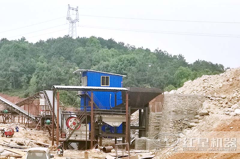 小型石头破碎机成套多少钱？（内附现场生产视频）